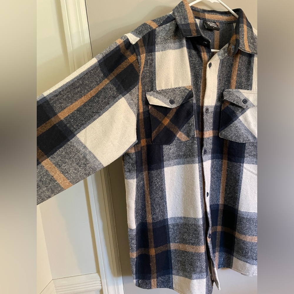 Original Deluxe Plaid Shirt Men’s Large - Blue, Tan, and Cream - Picture 3 of 13